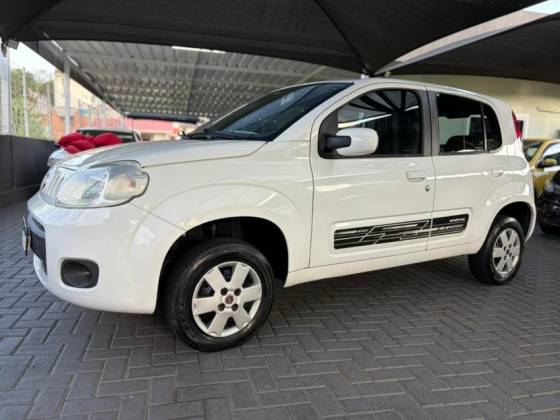 FIAT UNO 1.0 EVO VIVACE 8V FLEX 4P MANUAL